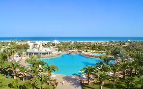 Royal Garden Palace - Families&Couples